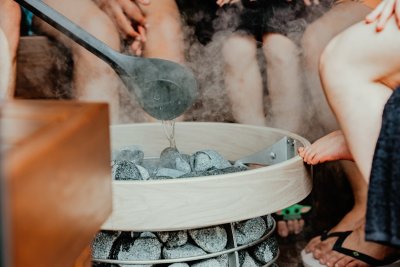 Wat regelmatig saunaën met je lichaam doet